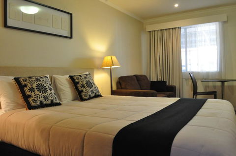 Chinchilla White Gums Motor Inn - Perths Hotel 2