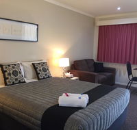 Chinchilla White Gums Motor Inn - Perths Hotel
