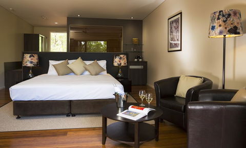 Cicada Lodge - Perths Hotel 3