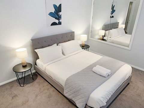 City Center - Modern 2-Bedroom Apartment - Perths Hotel 2