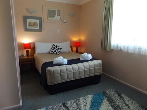 Civic Motel Grafton - Perths Hotel 1