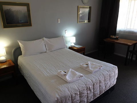 Civic Motel Grafton - Perths Hotel 2