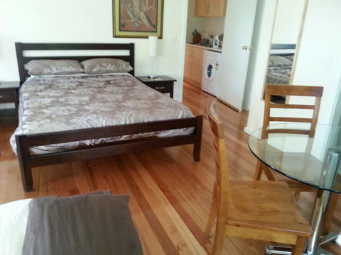 Clarelee Belgrave Accommodation - Perths Hotel 1