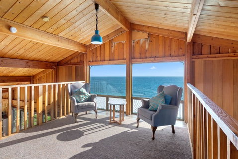 Cliffs End Beach Shack - 105 Gold Coast Drive, Carrickalinga - Perths Hotel 1