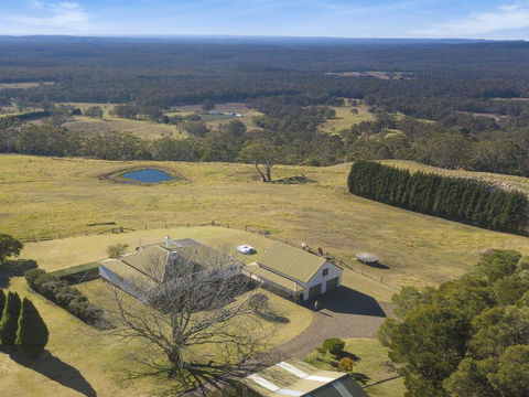 Cloudhill - Magnificent Rural Views To Sydney - Perths Hotel 0