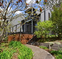Cloudsong Chalet 2 - Close to the village centre - Perths Hotel