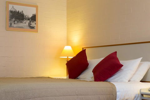 Club Motel Armidale - Perths Hotel 2