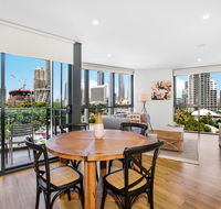 Coastal Apartment with Balcony Parking and Pool - Perths Hotel