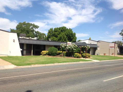 Cobram Colonial Motor Inn - Perths Hotel 0