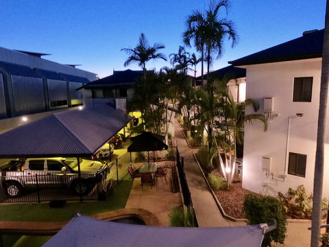 Coffee House Apartment Motel - Perths Hotel 2