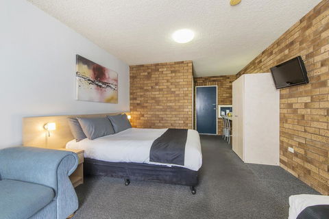 Comfort Inn Dubbo City - Perths Hotel 1