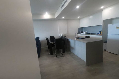Comfortable & Convenient Living Close To Airport - Perths Hotel 2