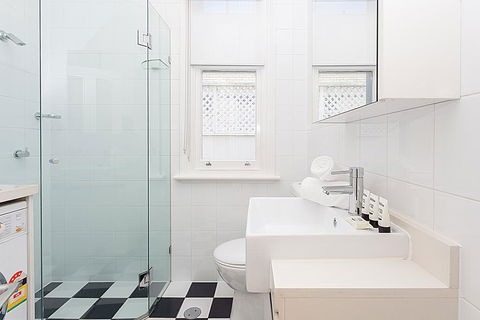 Comfortable Renovated Studio Close To City - Perths Hotel 3