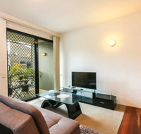 Contemporary 1 Bedroom Teneriffe Apartment with Pool and Gym - Perths Hotel