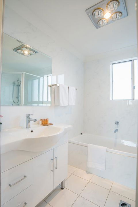 Convenient 2bed Rockdale APT Next To Station&Beach - Perths Hotel 3