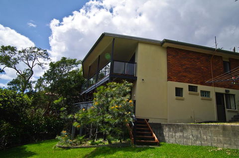 Cooinda, 17 Dulconghi Street - Perths Hotel 1