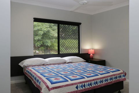 Cooktown Harbour View Luxury Apartments - Perths Hotel 1