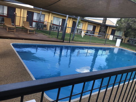 Cootamundra Gardens Motel - Perths Hotel 1
