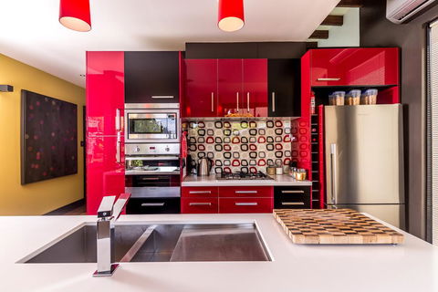 Corinda Contemporary - Perths Hotel 2