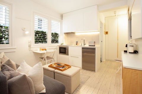 Cosy Flat In Art Deco Building Minutes From City - Perths Hotel 0