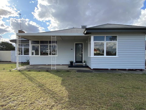 Cottage Natimuk - Perths Hotel 1