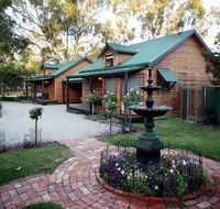 Cottages on Edward - Perths Hotel