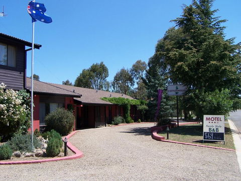 Cottonwood Lodge - Perths Hotel 1