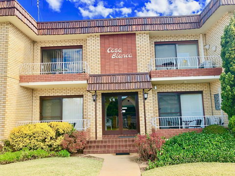 Country Apartments - Perths Hotel 2
