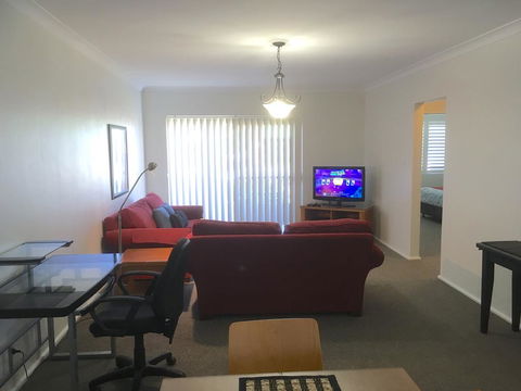Country Apartments - Perths Hotel 1