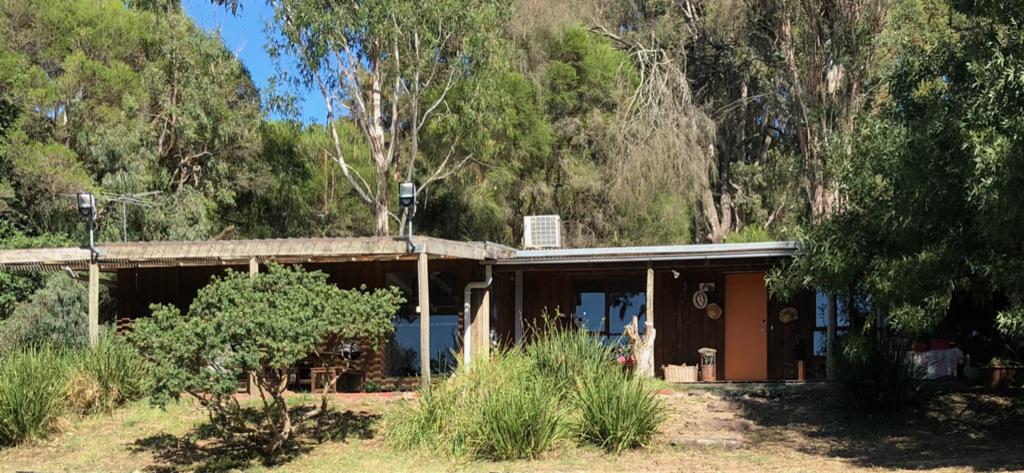 Lysterfield VIC Perths Hotel