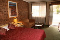 Book Dubbo Accommodation Vacations Perths Hotel Perths Hotel