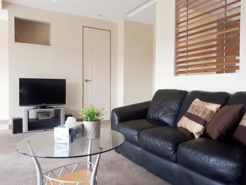 Couples Retreat With Mountain View Near Hobart - Perths Hotel 3