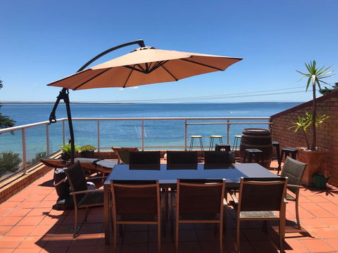 Cowes Beachfront Retreat - Perths Hotel 0