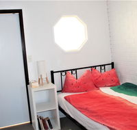 Cozy and cute comfort stay close to University Female only - Perths Hotel