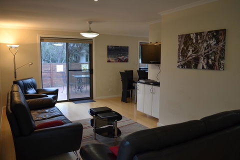 Crisands Of Echuca - Perths Hotel 1