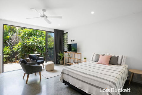 Crows Nest - Perths Hotel 1