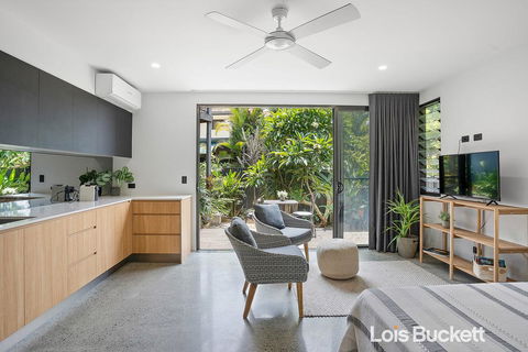 Crows Nest - Perths Hotel 0