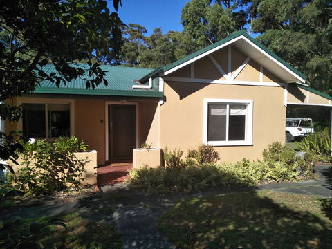 Crystal Springs Holiday Accommodation - Perths Hotel 0
