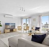 Culburra Beach Retreat - close to two beaches - Perths Hotel