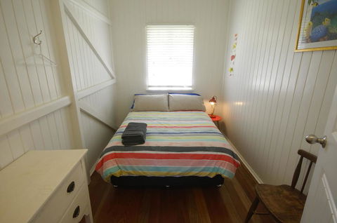 Curlew Cottage - Yungaburra - Perths Hotel 3