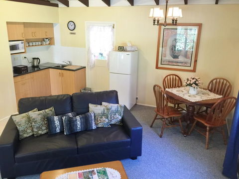 Curtis Cottage - Perths Hotel 3