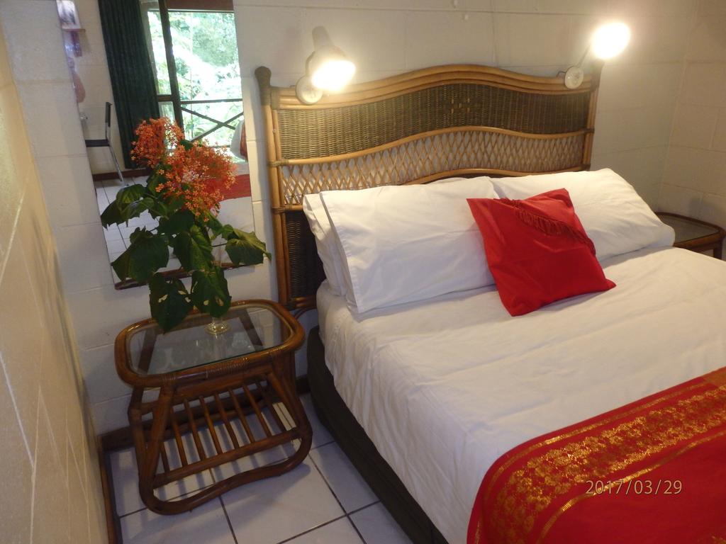 Wonga QLD Perths Hotel