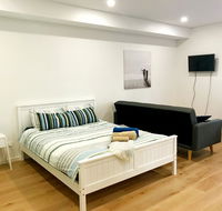 Darling Harbour and Fish Market Brand New Studio - Perths Hotel