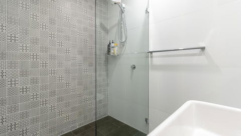 Darling Harbour Luxury Service Apartment - Perths Hotel 2
