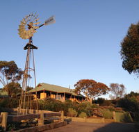 Daysy Hill Country Cottages - Perths Hotel