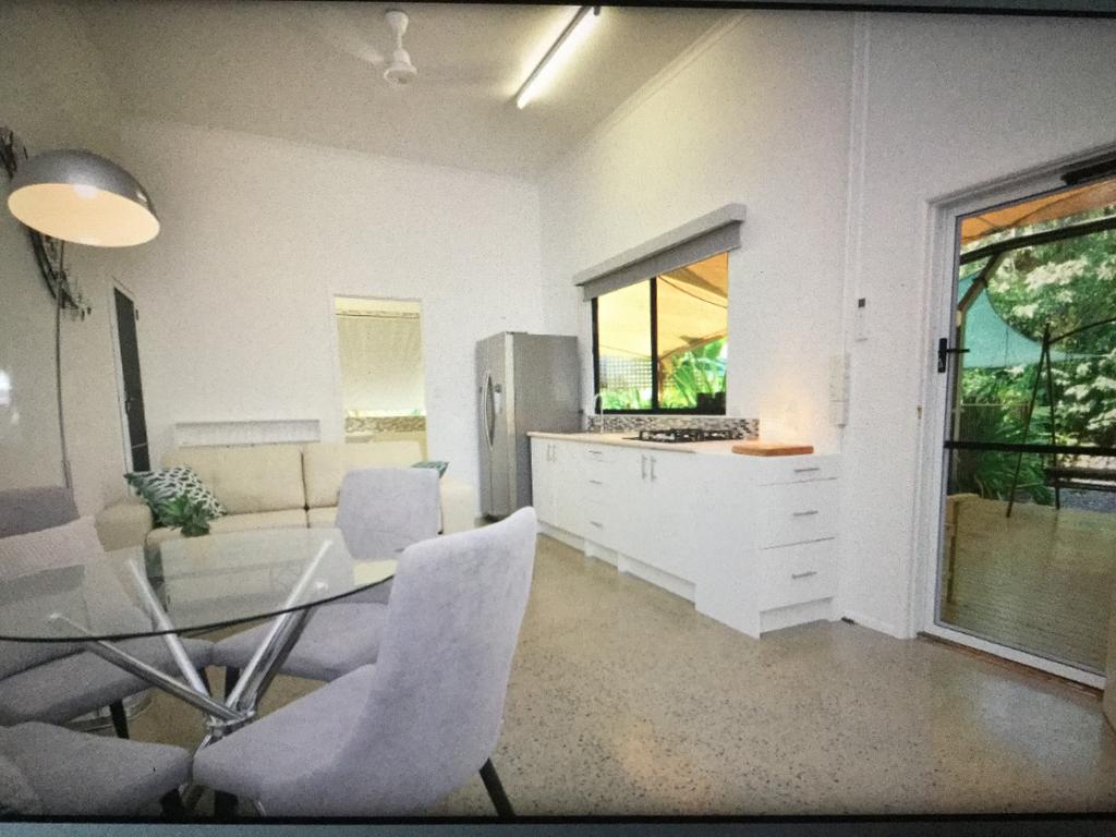 Wonga QLD Perths Hotel