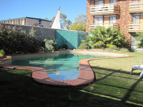 Desert Rose Inn Alice Springs - Perths Hotel 3