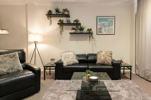 Designer Style Terrace In The Heart Of Surry Hills - Perths Hotel 1