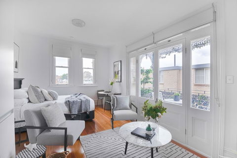 Designer Styled Studio In The Heart Of Trendy Glebe - Perths Hotel 0