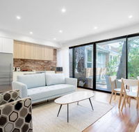 Designer Taste 2BR TownhouseHawthorn - Perths Hotel